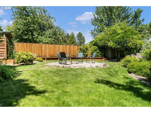 937 WILLAMINA Ave, Forest Grove, OR 97116