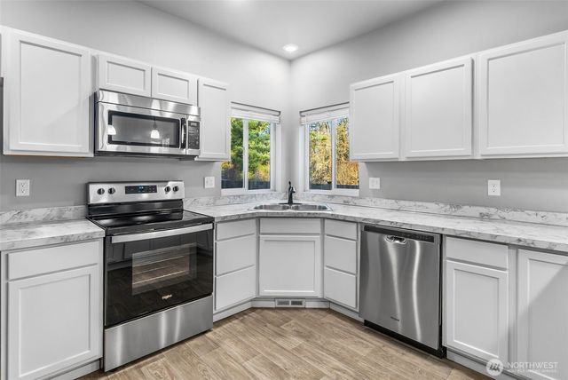 348 Briar Lane S, Tenino, WA 98589