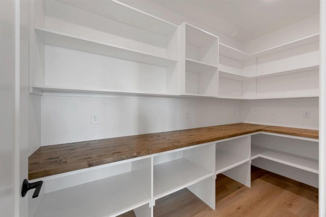 713 ROYAL ST PATS DRIVE, Wrightstown, WI 54180