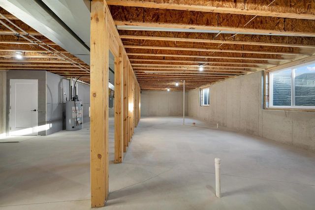 713 ROYAL ST PATS DRIVE, Wrightstown, WI 54180