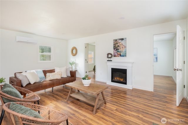 9028 Highland Avenue SW, Lakewood, WA 98498