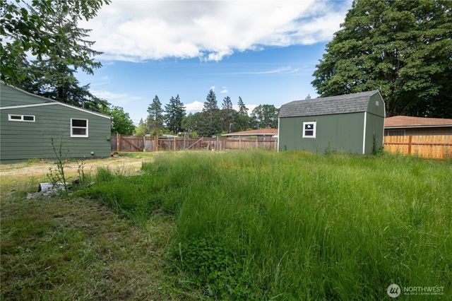 9028 Highland Avenue SW, Lakewood, WA 98498