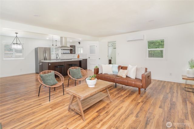 9028 Highland Avenue SW, Lakewood, WA 98498