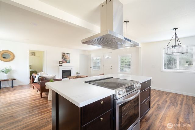 9028 Highland Avenue SW, Lakewood, WA 98498