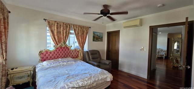 1550 Davenport Place, Honolulu, HI 96822