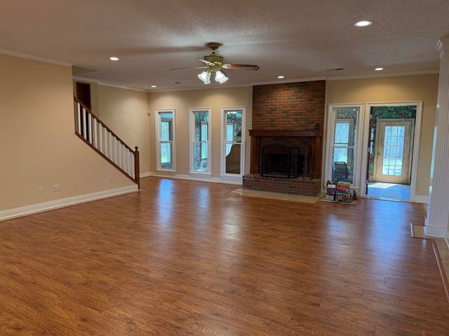 695 MIDDLEBURG RD, Hickory Valley, TN 38042