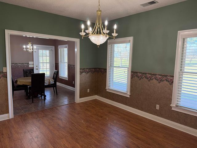 695 MIDDLEBURG RD, Hickory Valley, TN 38042