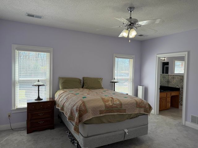 695 MIDDLEBURG RD, Hickory Valley, TN 38042