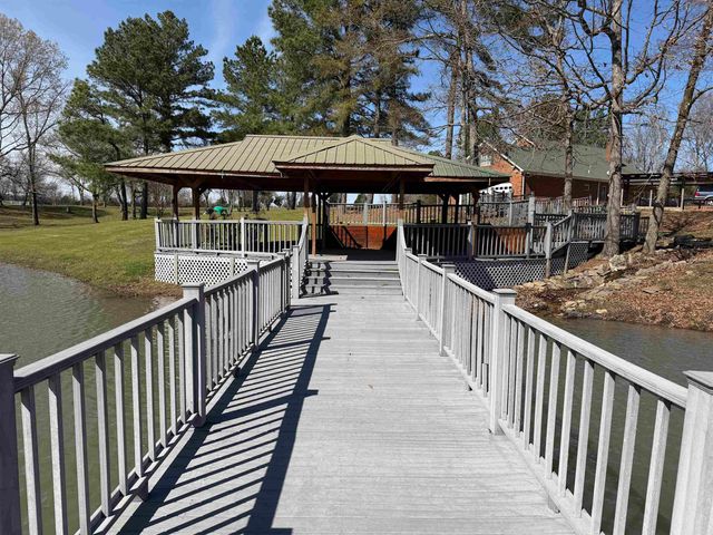 695 MIDDLEBURG RD, Hickory Valley, TN 38042