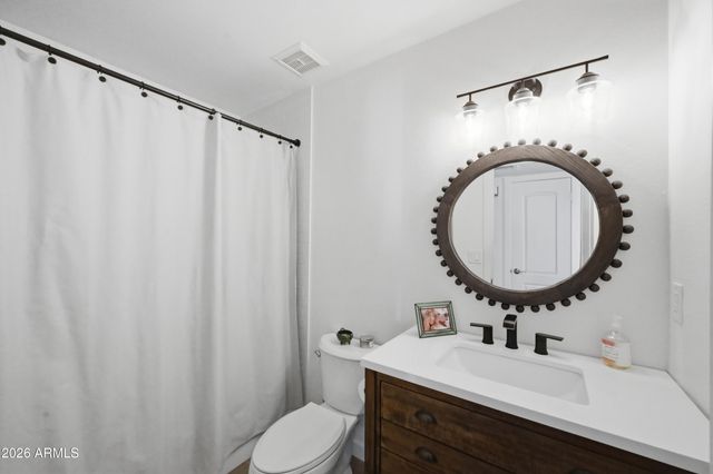 202 E SHARON Avenue, Phoenix, AZ 85022