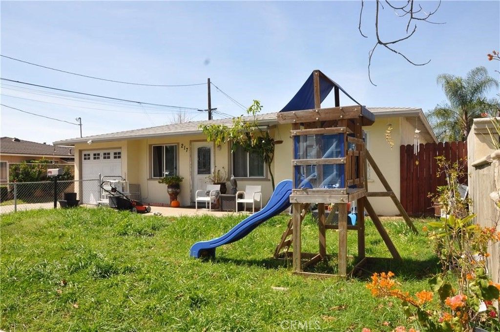 Image 1 of property listing at 217 S Vernon, Azusa, CA 91702