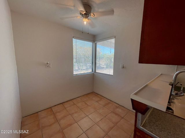 2731 N La Verne Avenue, Tucson, AZ 85712