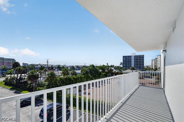 7000 Estero BLVD 205, Fort Myers Beach, FL 33931