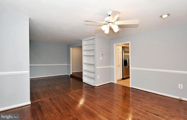 10121 CRESTBERRY PL, Bethesda, MD 20817