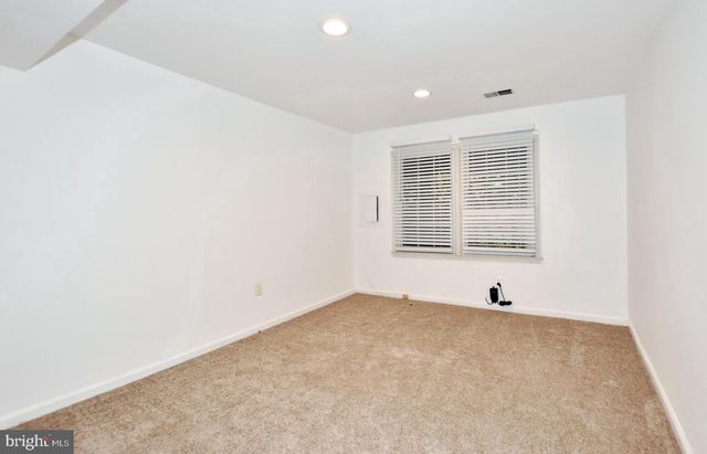 10121 CRESTBERRY PL, Bethesda, MD 20817