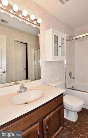 10121 CRESTBERRY PL, Bethesda, MD 20817