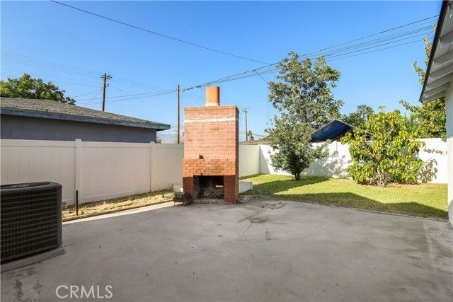 1024 Lawton, Redlands, CA 92374