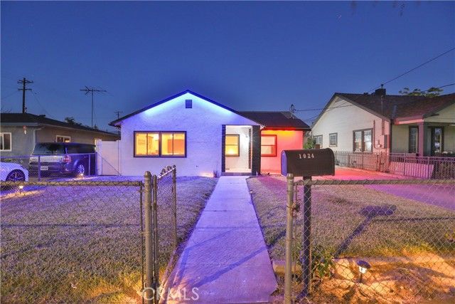 1024 Lawton, Redlands, CA 92374