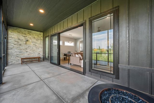 8374 W Waterway Ct, Maize, KS 67101