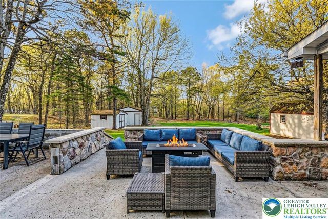 61 Chapman Circle, Penn Forest Twp, PA 18210
