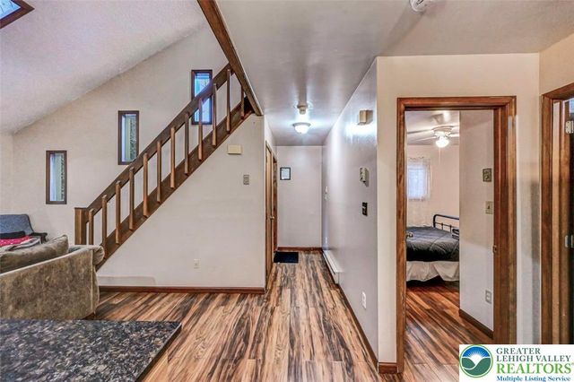 61 Chapman Circle, Penn Forest Twp, PA 18210