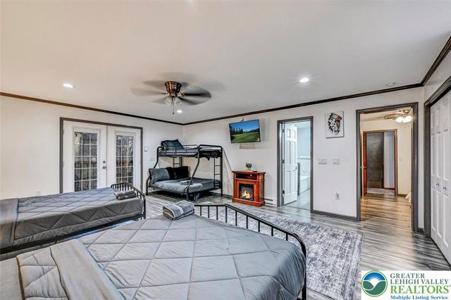 61 Chapman Circle, Penn Forest Twp, PA 18210