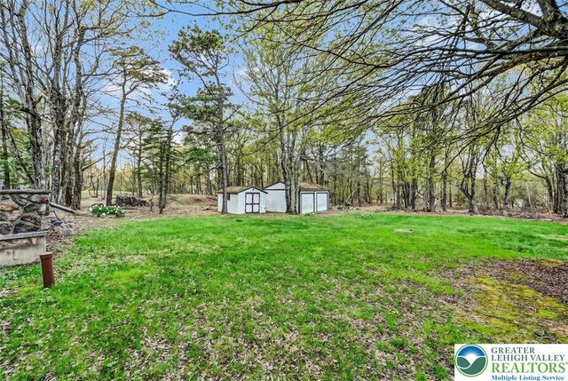 61 Chapman Circle, Penn Forest Twp, PA 18210