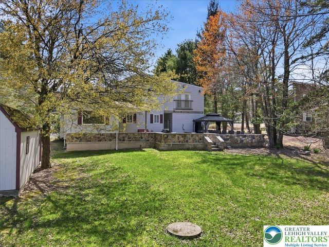 61 Chapman Circle, Penn Forest Twp, PA 18210