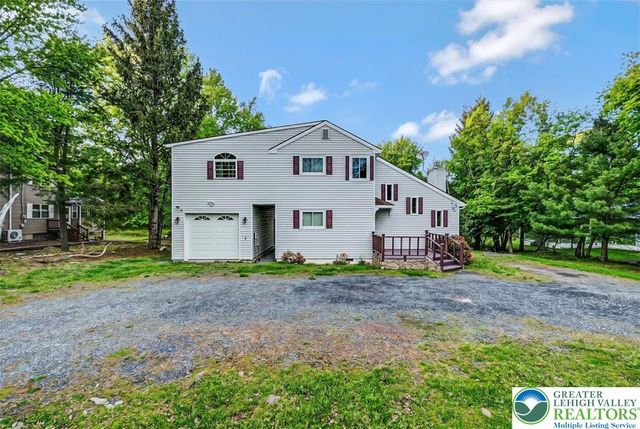 61 Chapman Circle, Penn Forest Twp, PA 18210