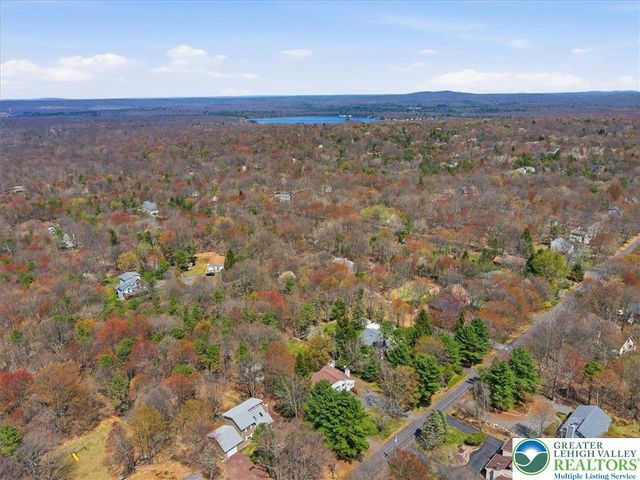 61 Chapman Circle, Penn Forest Twp, PA 18210