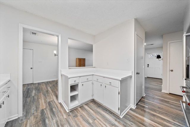 947 HUNTERS RETREAT DR, Collierville, TN 38017