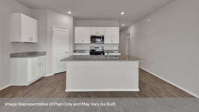 213 HODGES ST, Maxwell, TX 78656