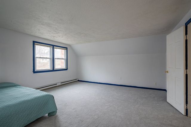 31 Rosemont Avenue, Manchester, NH 03103