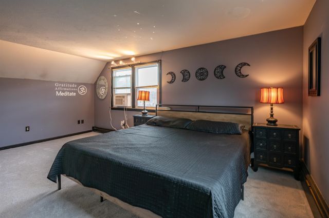 31 Rosemont Avenue, Manchester, NH 03103