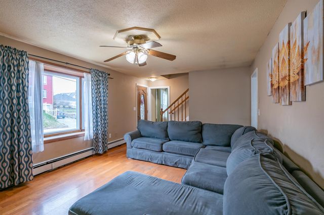 31 Rosemont Avenue, Manchester, NH 03103