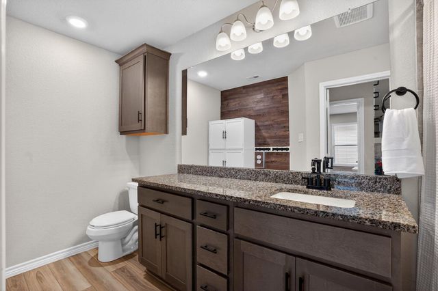 1128 Kennesaw Drive, College Station, TX 77845
