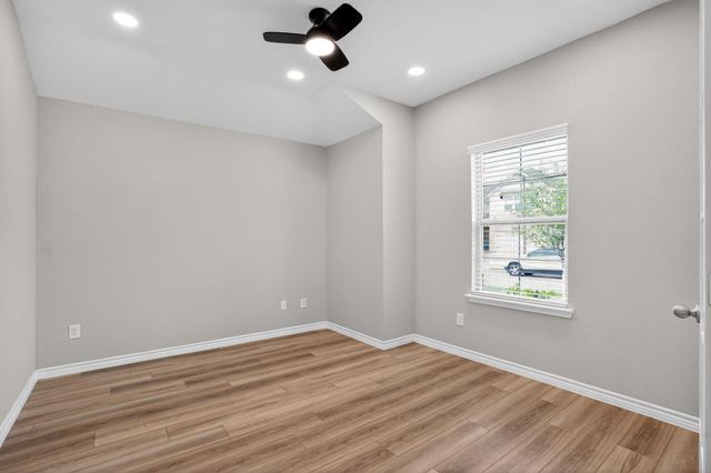 1128 Kennesaw Drive, College Station, TX 77845