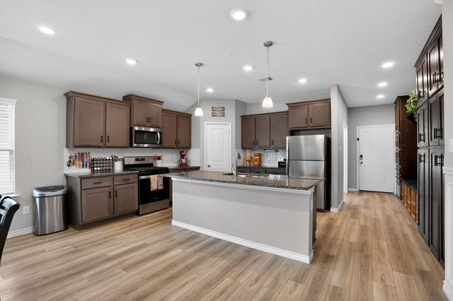 1128 Kennesaw Drive, College Station, TX 77845