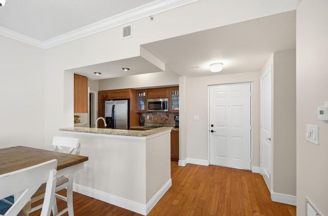 975 NW Flagler Avenue 307, Stuart, FL 34994