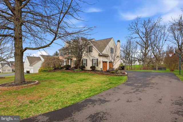 495 REGINALD LN, Collegeville, PA 19426