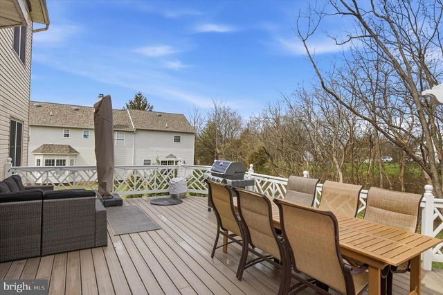 495 REGINALD LN, Collegeville, PA 19426
