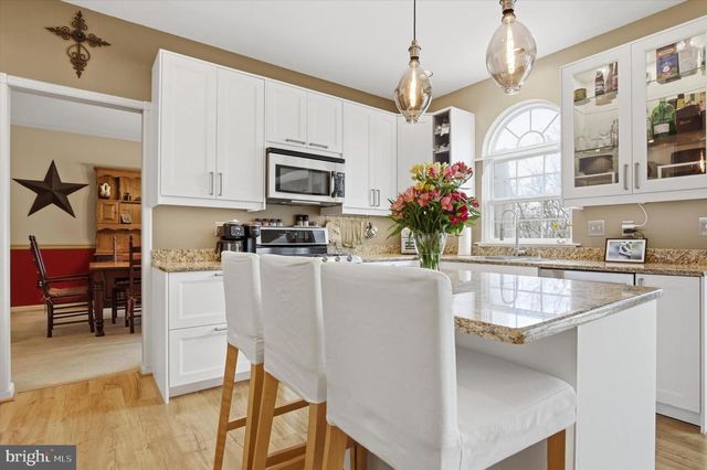 495 REGINALD LN, Collegeville, PA 19426