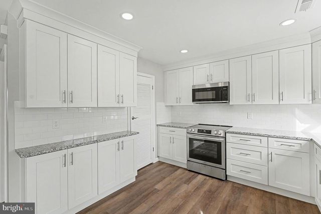 18 COVENTRY CT, Fredericksburg, VA 22405