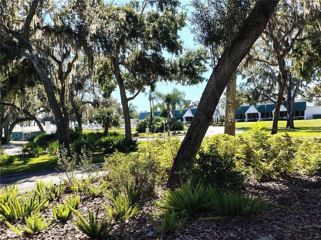 116 LYONIA LANE, Wildwood, FL 34785