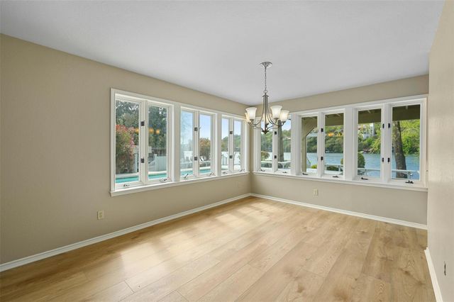 6707 Troll HVN, Austin, TX 78746