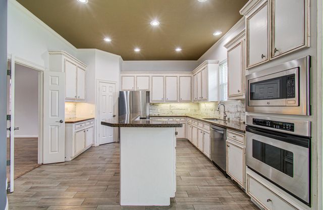 13514 Broadmeadow Lane, Houston, TX 77077