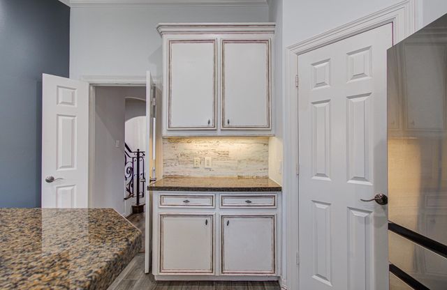 13514 Broadmeadow Lane, Houston, TX 77077