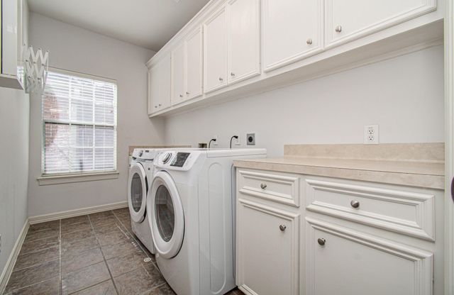 13514 Broadmeadow Lane, Houston, TX 77077