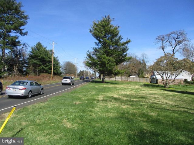 131 RICHBORO RD, Newtown, PA 18940