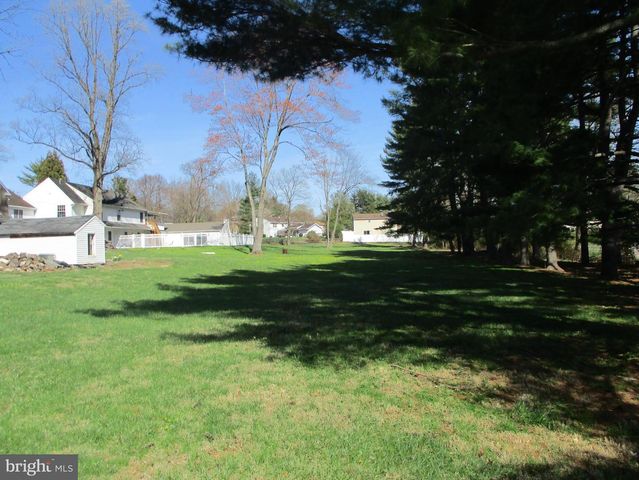 131 RICHBORO RD, Newtown, PA 18940